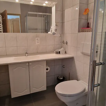 מלון Mecklenburger Muehle Garni 3*